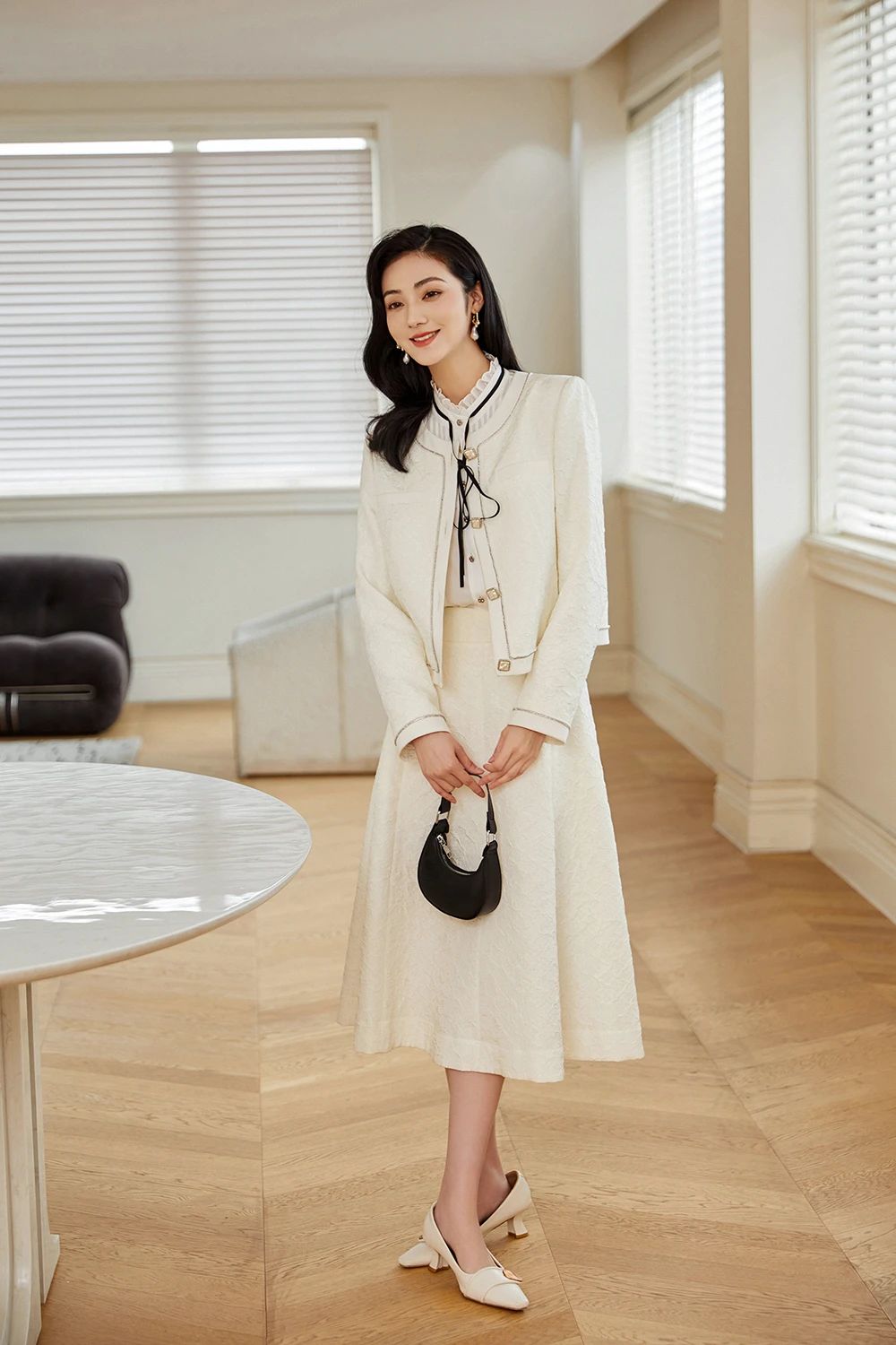 LUONA 珞娜 | 教師(shī)節 守護青春賦予美(měi)好(hǎo)